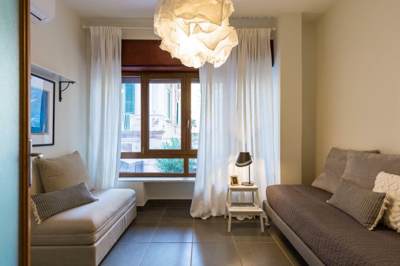 Starhost - Casa Del Capitano Apartment ซาแลร์โน ภายนอก รูปภาพ
