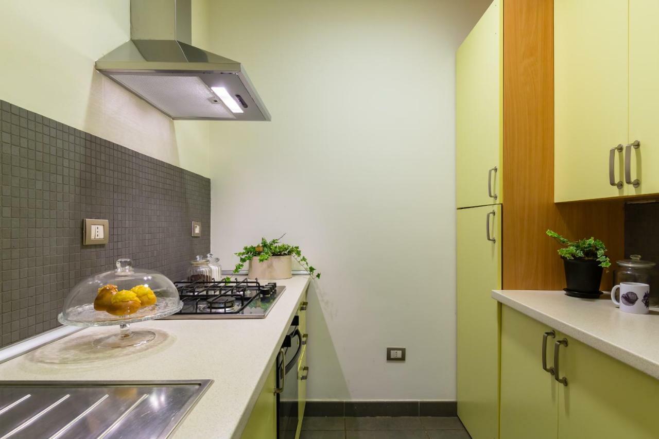 Starhost - Casa Del Capitano Apartment ซาแลร์โน ภายนอก รูปภาพ
